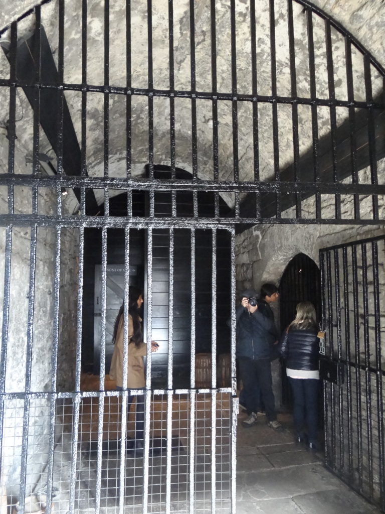 Exploring the Edinburgh Castle