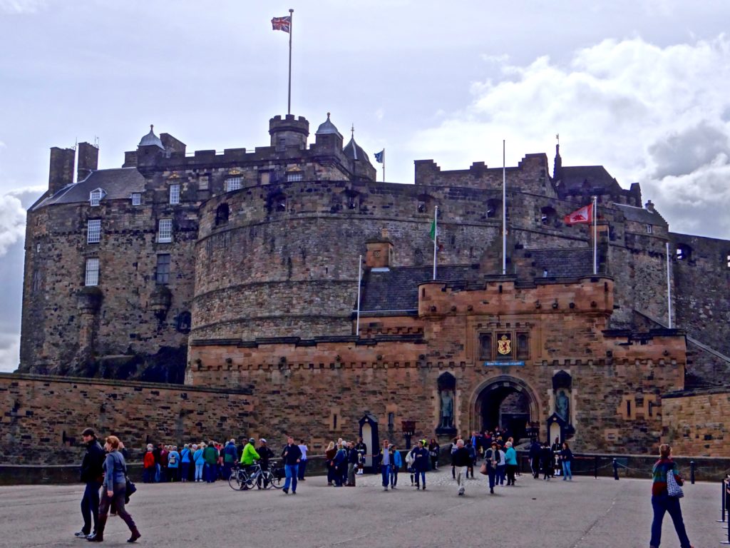 Must See Historical Destinations in England and Scotland for Heritage Lovers