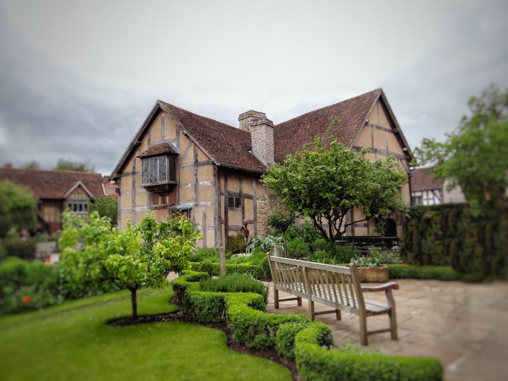 Visiting Shakespeare’s Birthplace in Startford-Upon-Avon